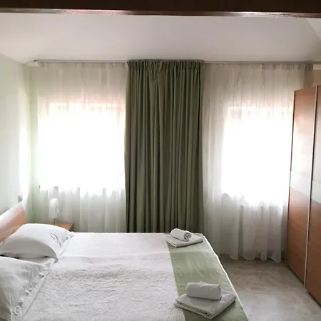 Gasthuis Gostilna Pri Dragici, Gostilna S Prenocisci, D.o.o. 3*