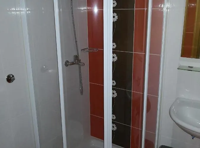 Konukevi Gostilna Pri Dragici, Gostilna S Prenocisci, D.o.o. 3*